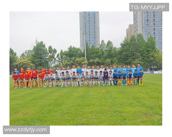 足球明星倾听鹿晗心声共鸣足球与音乐的完美交融之旅 足球明星倾听鹿晗心声共鸣足球与音乐的完美交融之旅