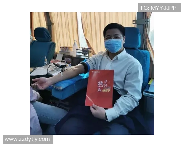 足球明星刘文杰的个人简介与精彩瞬间照片展示